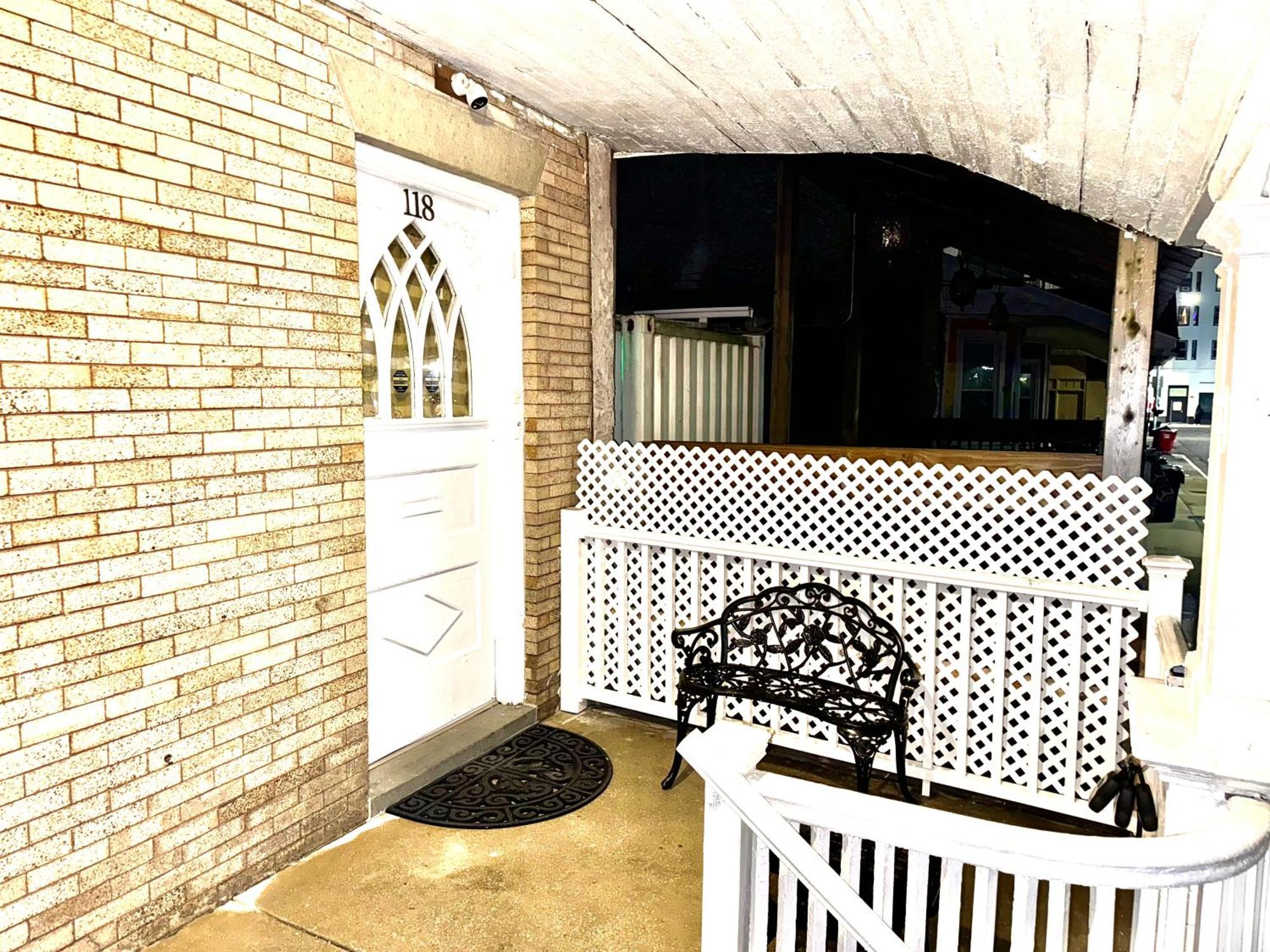 3 Bedrooms, Boardwalk Duplex Beachblock Home! Atlantic City Eksteriør billede